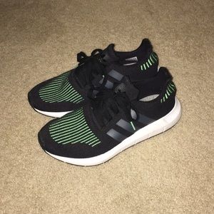 Adidas tennis shoes